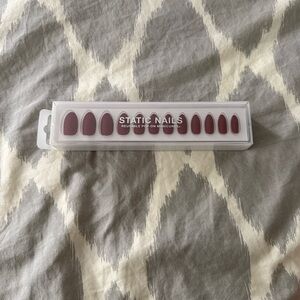 Static Nails Reusable Pop-On Press-On Nails - Thorns & Roses Set